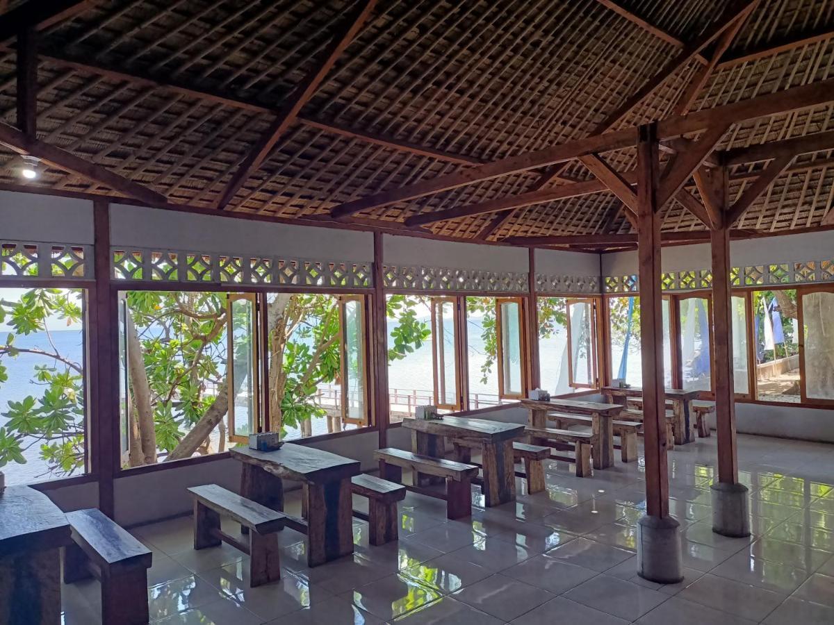 Cassabonelly Hotell Maumere Exteriör bild