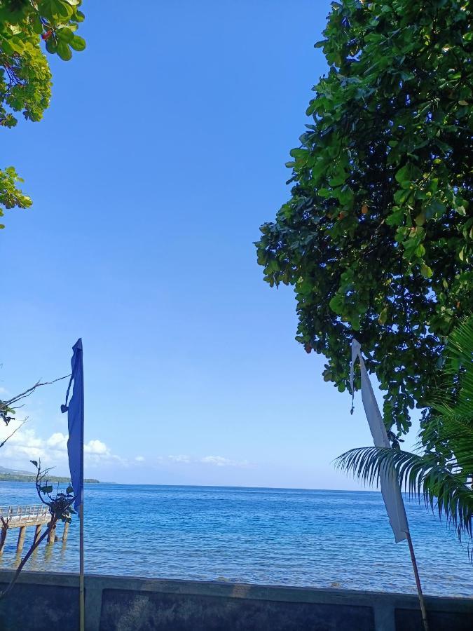 Cassabonelly Hotell Maumere Exteriör bild