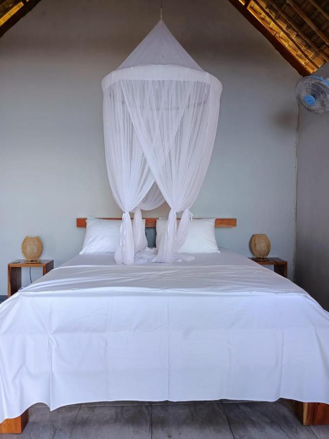 Cassabonelly Hotell Maumere Exteriör bild